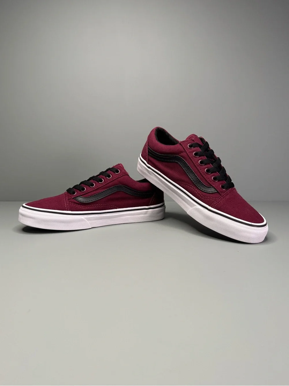 Vans Old Skool Burgundy Black Canvas Sneakers Men’s 5.5 Women’s 7 Shoes
